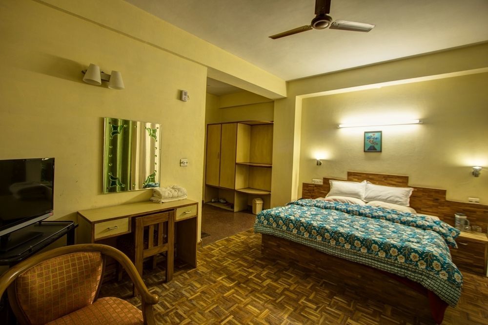 Kalinga Grand Hotel Manāli Exterior foto